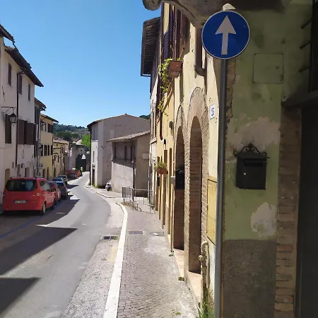 Lägenhet Casa Di Massimo Spoleto